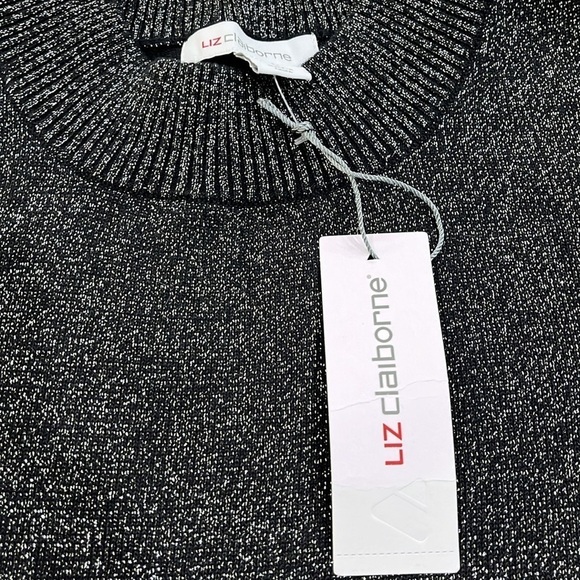 Liz Claiborne, Mock Neck Shirt Sleeve Top, Sz L, NWT - Picture 4 of 8